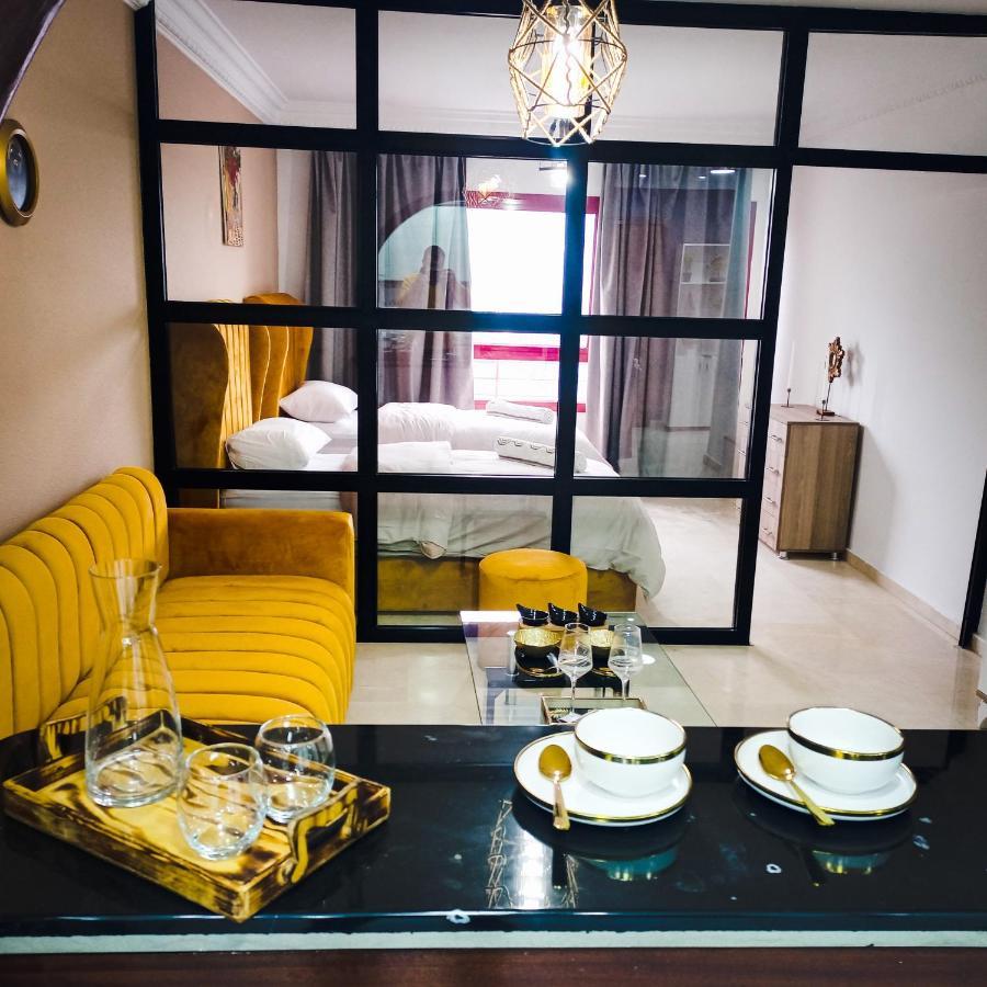 Nouveau Appartement Au Plein Centre Ville En Face Hilton แทนเจียร์ ภายนอก รูปภาพ
