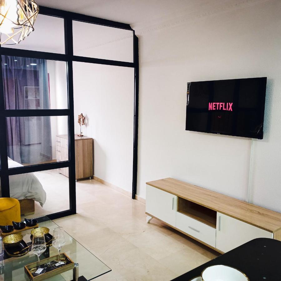 Nouveau Appartement Au Plein Centre Ville En Face Hilton แทนเจียร์ ภายนอก รูปภาพ